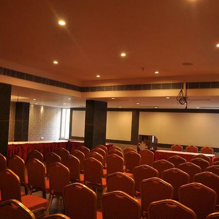 Hotel Krishna Residency Vijayawāda Exterior foto