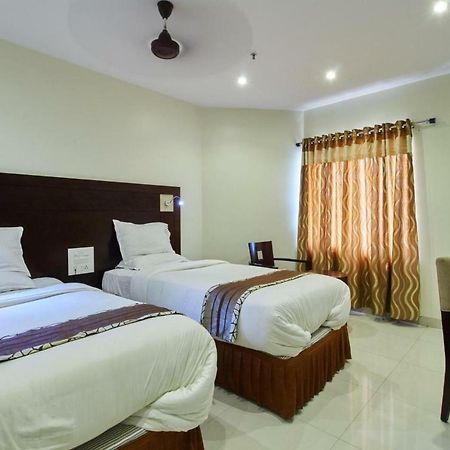 Hotel Krishna Residency Vijayawāda Exterior foto