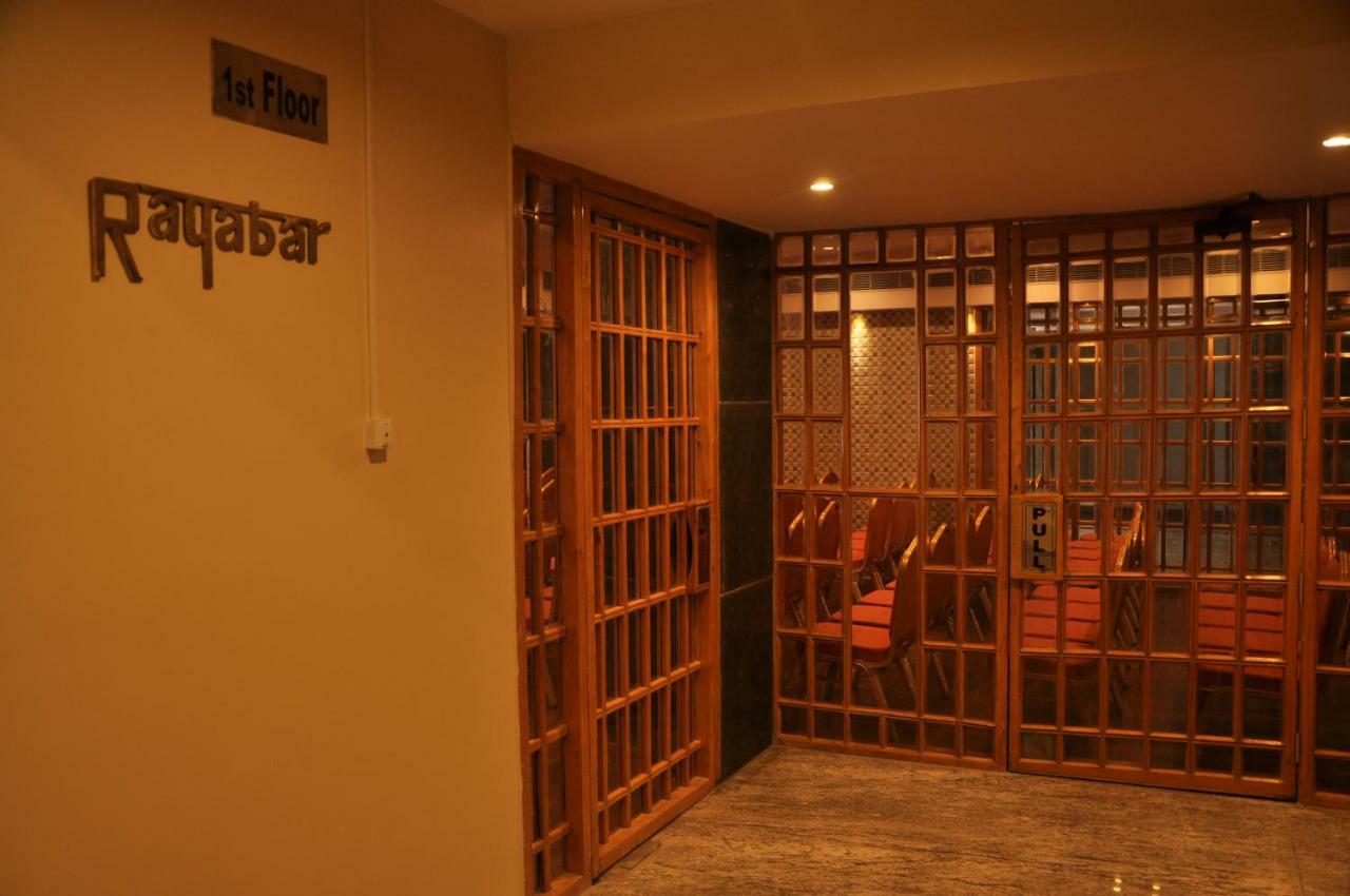 Hotel Krishna Residency Vijayawāda Exterior foto